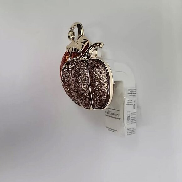 Bath And Body Works Glitter Pumpkins Plugin - Picture 5 of 5